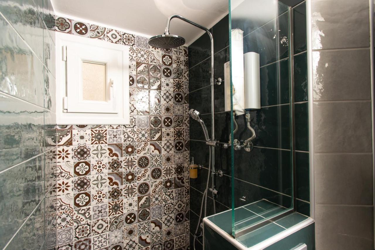 Downtown Luxury Boutique Suites : The Red Suite Selanik Dış mekan fotoğraf